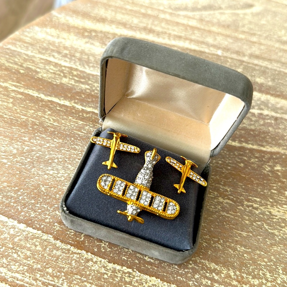 Airplane Lapel Pin with Matching Earings